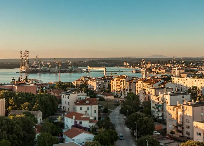 Lejlighed Floor Modern With Incredible Views *